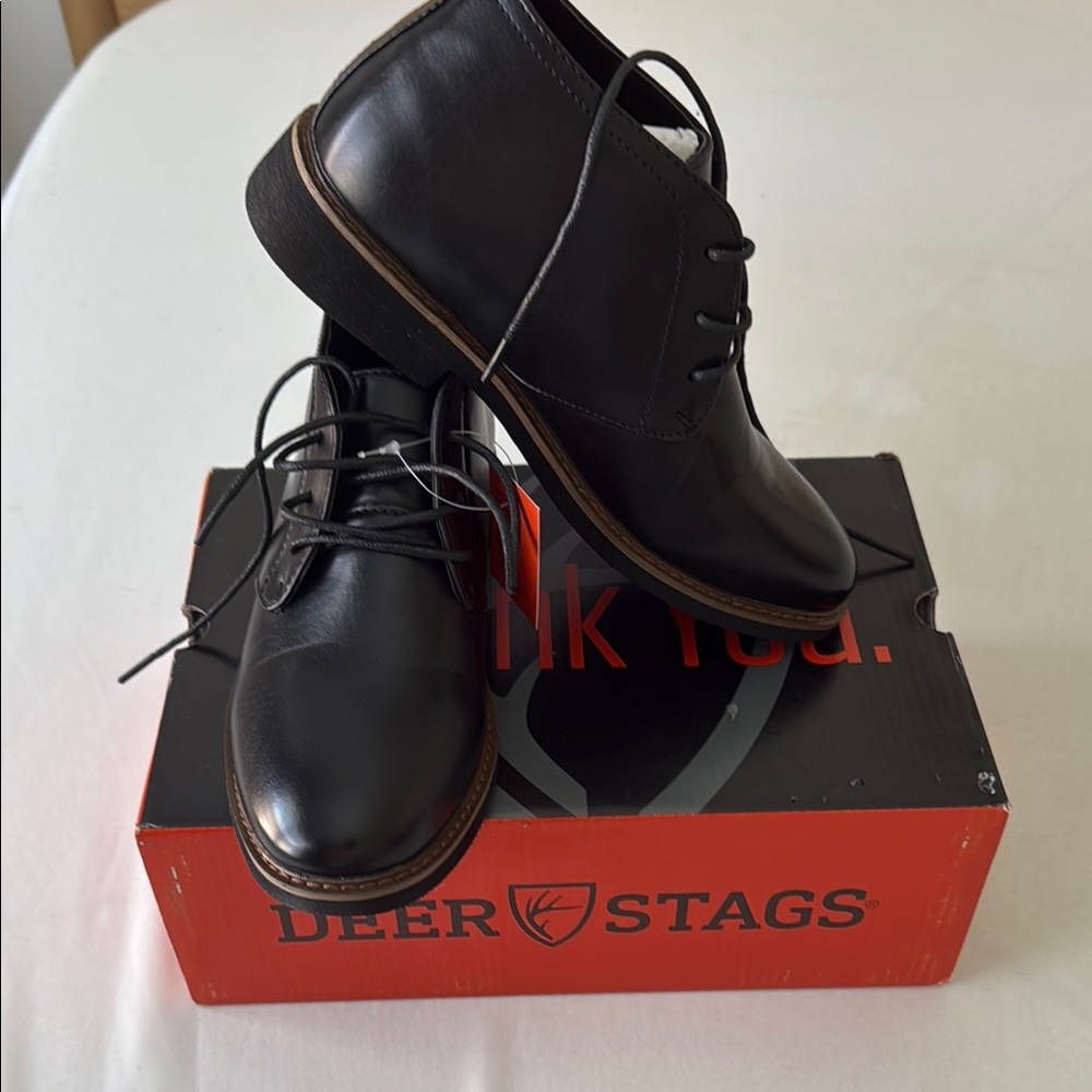 BRAND NEW Deer Stags Black Chukka Boots with Polished Leather